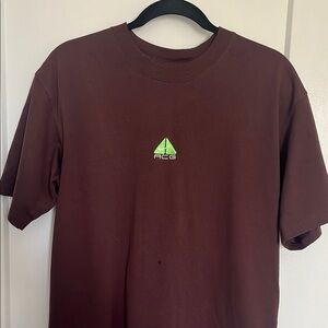 Nike ACG Brown Short Sleeve Tee Casual Comfort